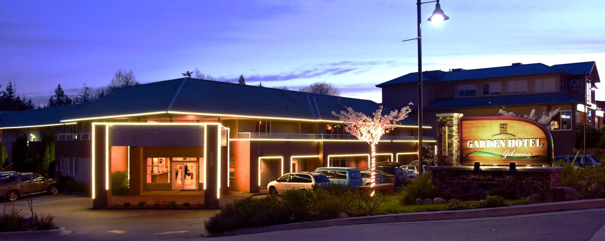 Garden Hotel 3*