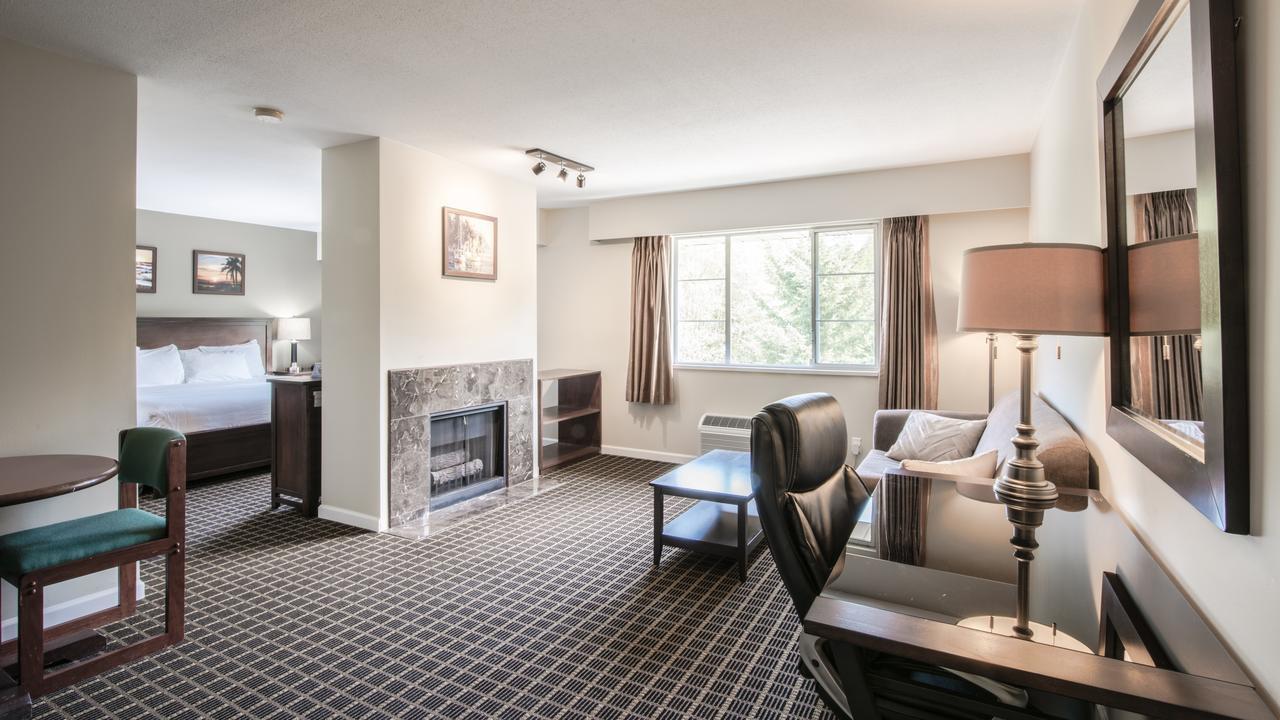 Garden Hotel 3*